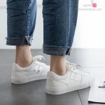 کفش اسپرت طرح آدیداس سفید دو خط نقره ای 13299