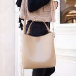 کیف زنانه نیم گرد عمود باس - کد : (22325) - تصویر 10